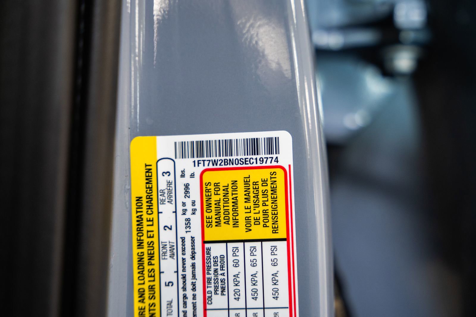 Used 2025 Ford F250 Lariat w/ Black Appearance Package image 49