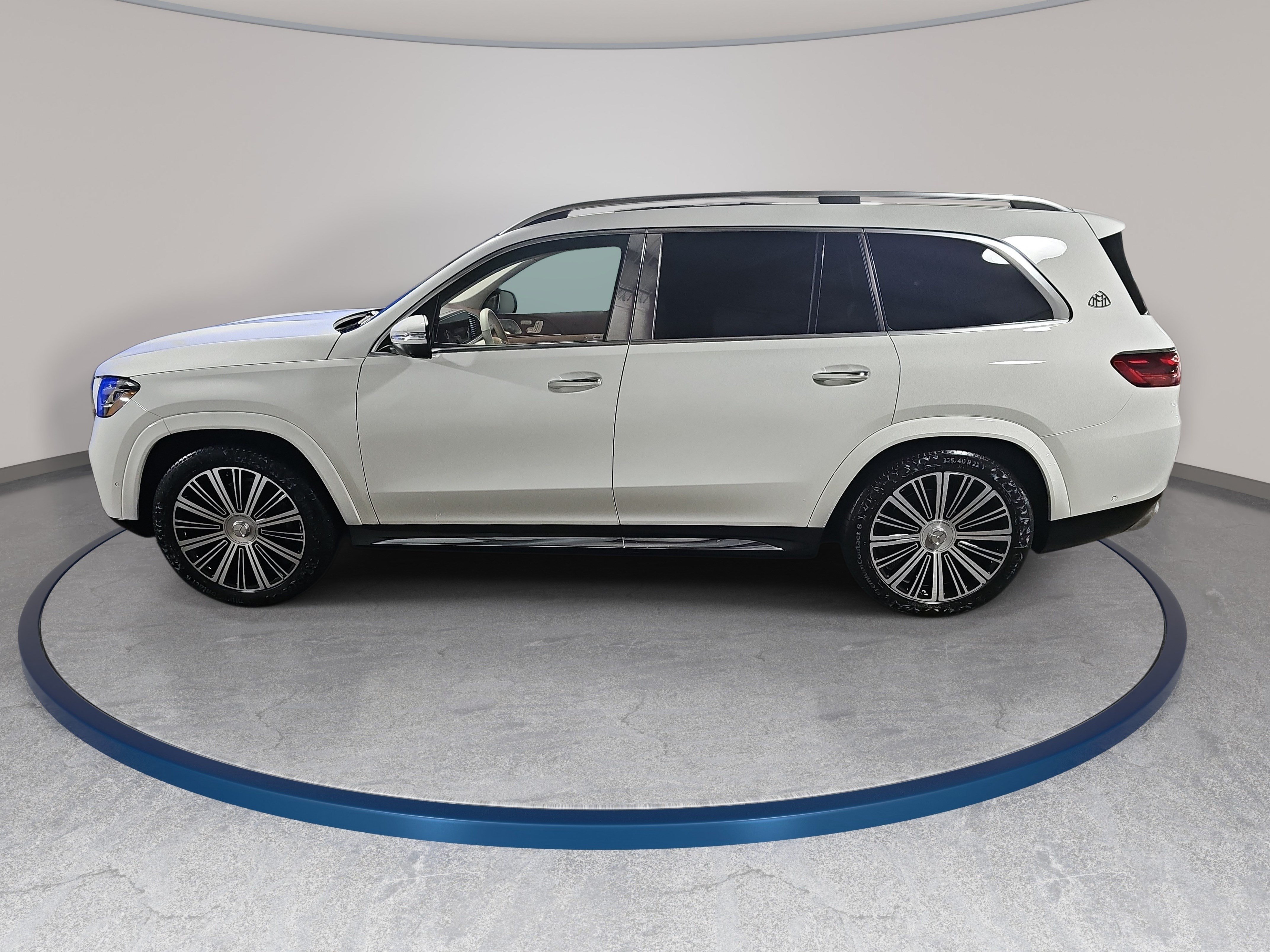 Certified 2024 Mercedes-Benz Maybach GLS 600 4MATIC image 9