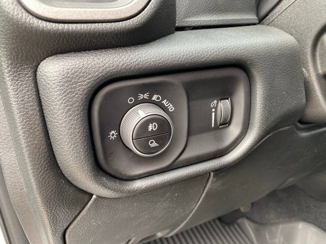 New 2026 RAM 3500 Tradesman AWD/4WD image 15