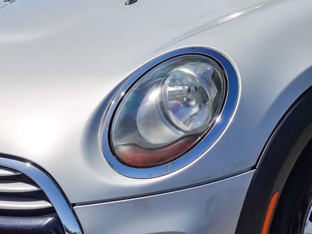 Used 2015 MINI Cooper 4-Door Hardtop FWD image 8