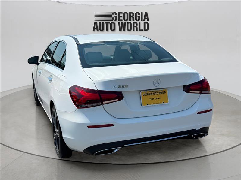 Used 2019 Mercedes-Benz A 220 image 3