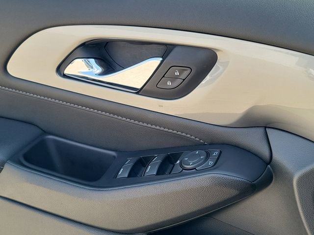 Certified 2023 Chevrolet Traverse LT FWD image 19