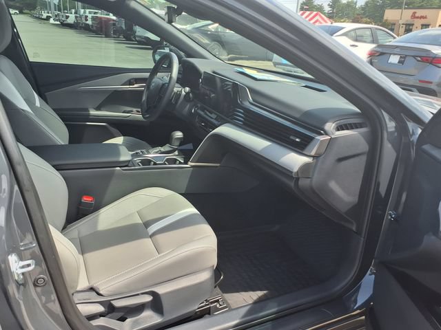 Used 2025 Toyota Camry SE w/ Multimedia Upgrade Package FWD image 21
