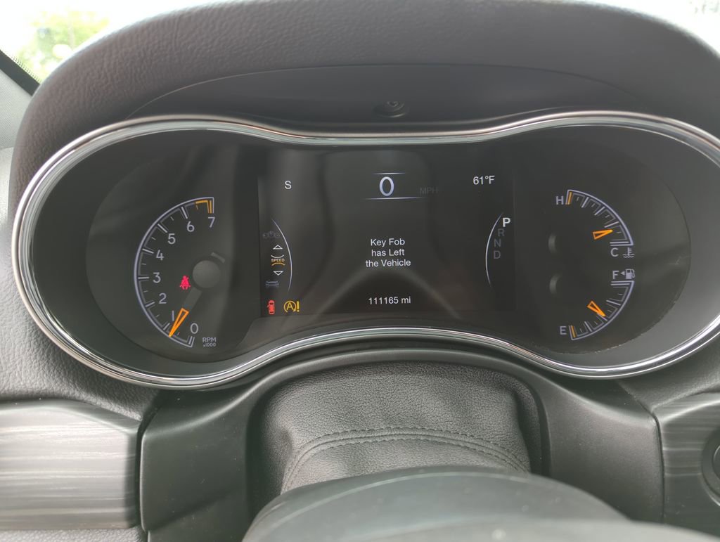 Used 2019 Jeep Grand Cherokee Altitude image 36