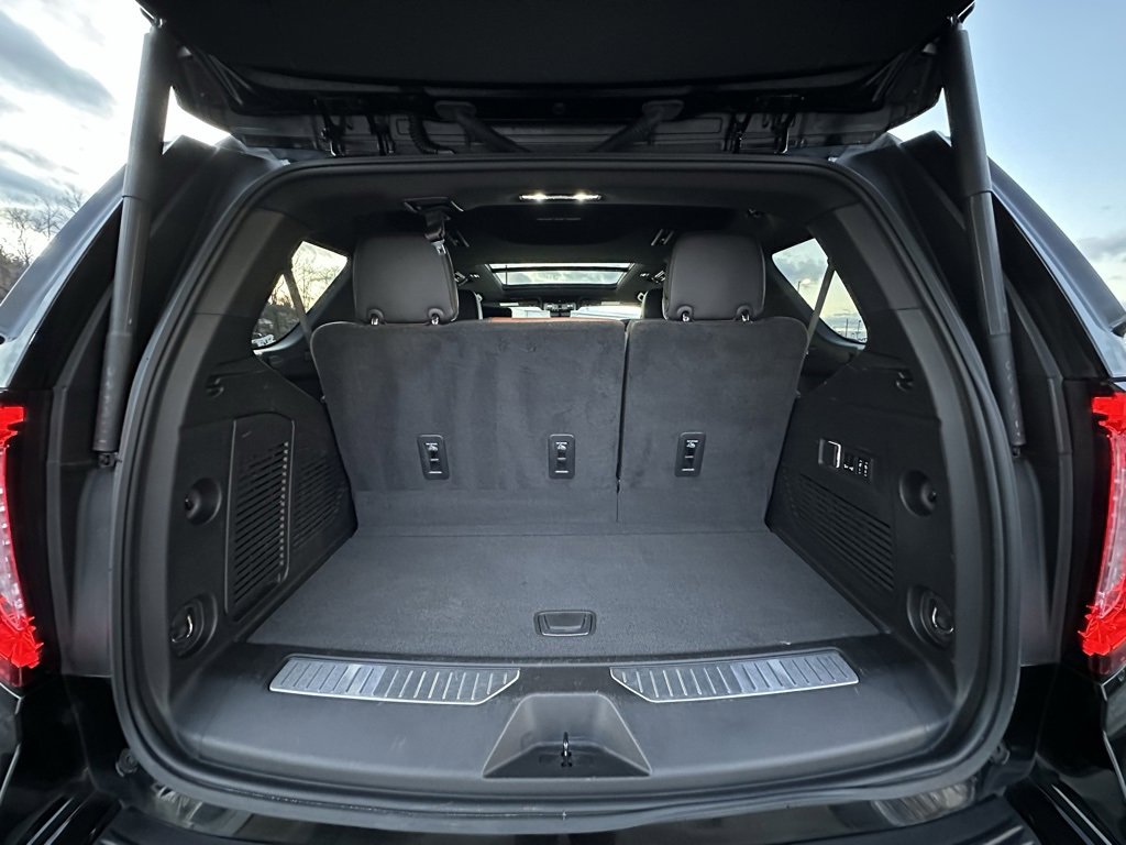 Used 2023 GMC Yukon Denali Ultimate image 14