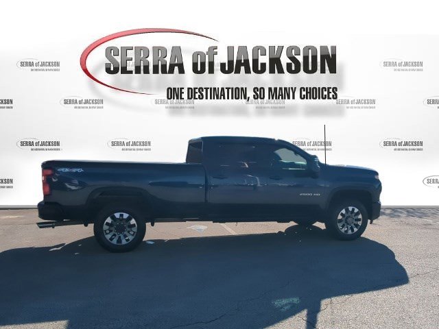 Used 2022 Chevrolet Silverado 2500 Custom w/ Custom Convenience Package image 9