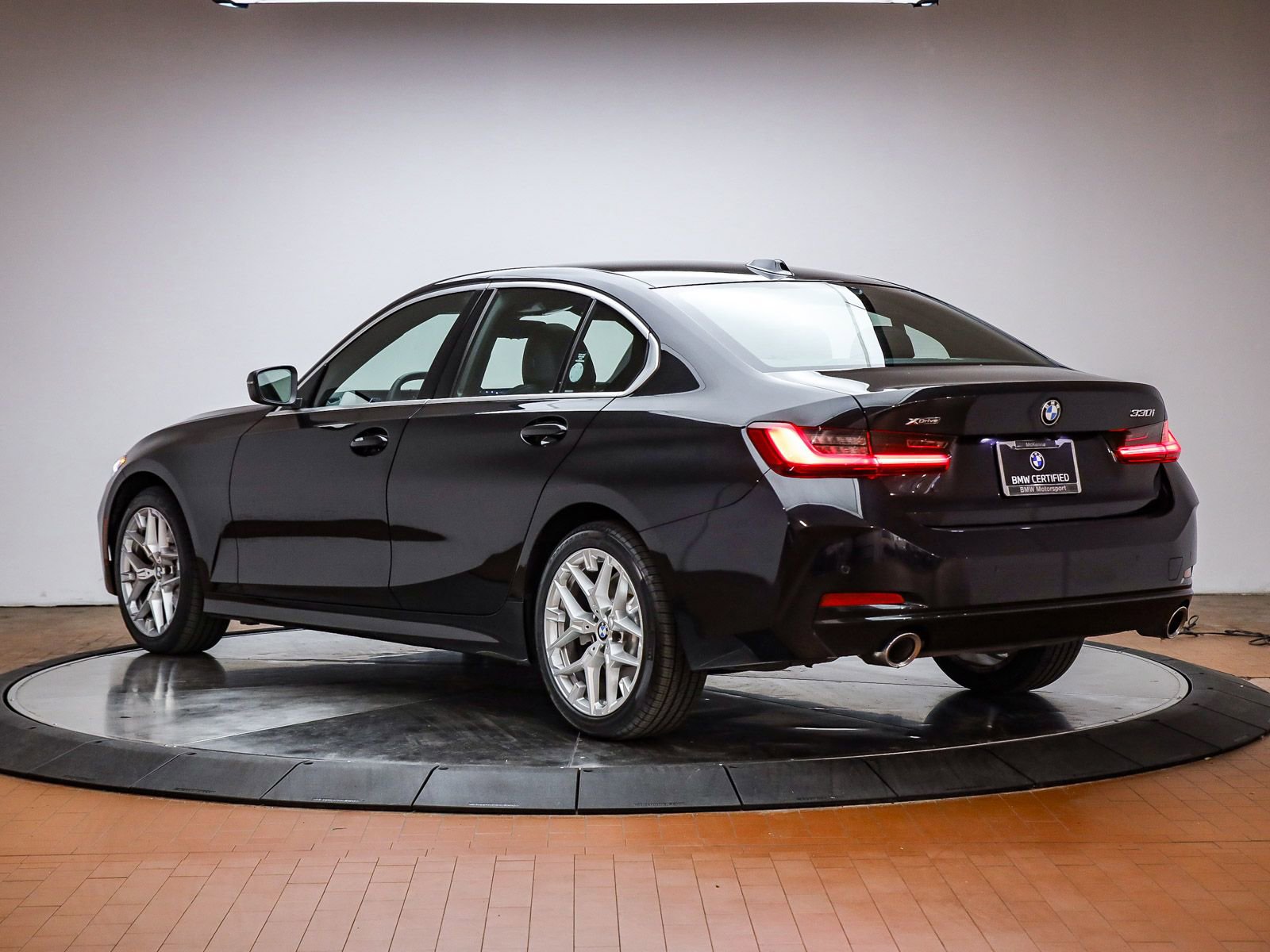 Certified 2025 BMW 330i xDrive 330i xDrive image 2