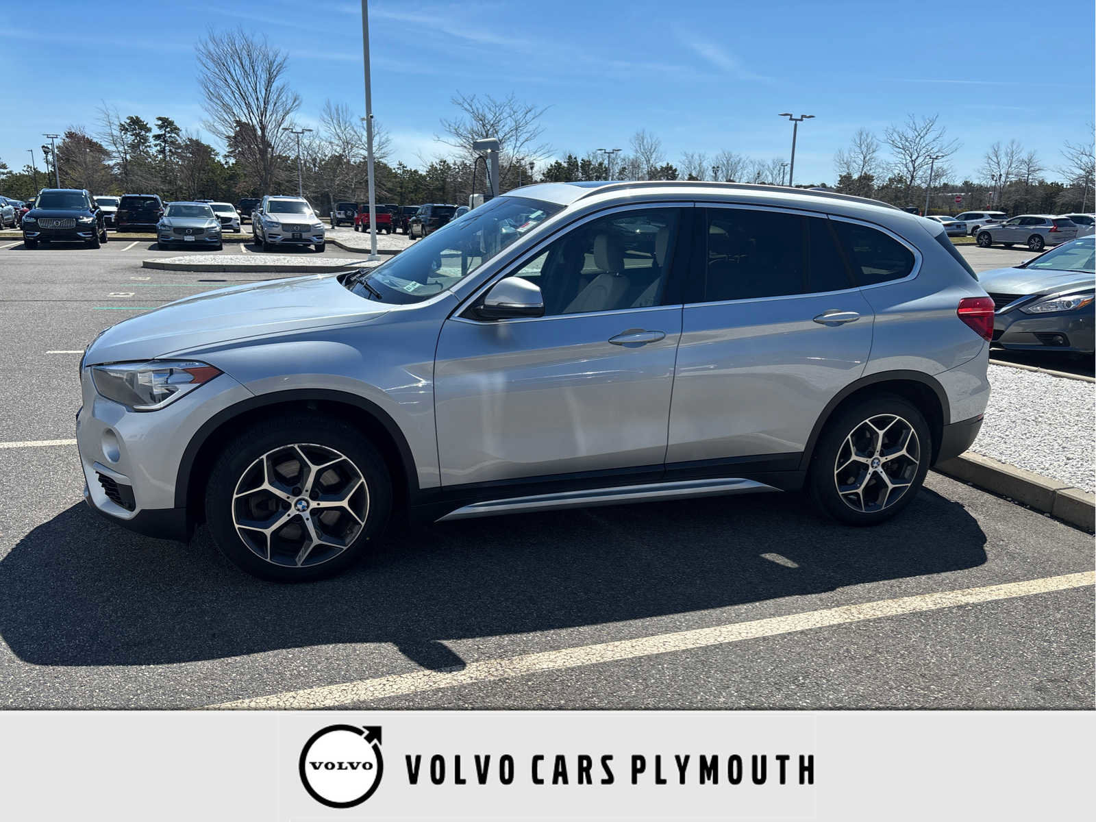 Used 2019 BMW X1 xDrive28i w/ Convenience Package image 1