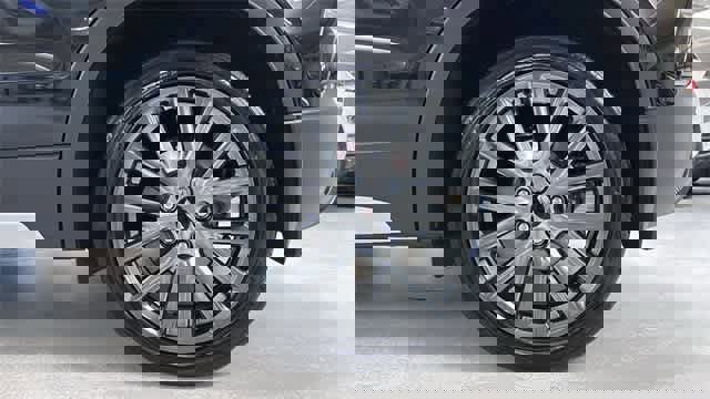 Used 2019 Cadillac XT4 Premium Luxury w/ Technology Package image 12