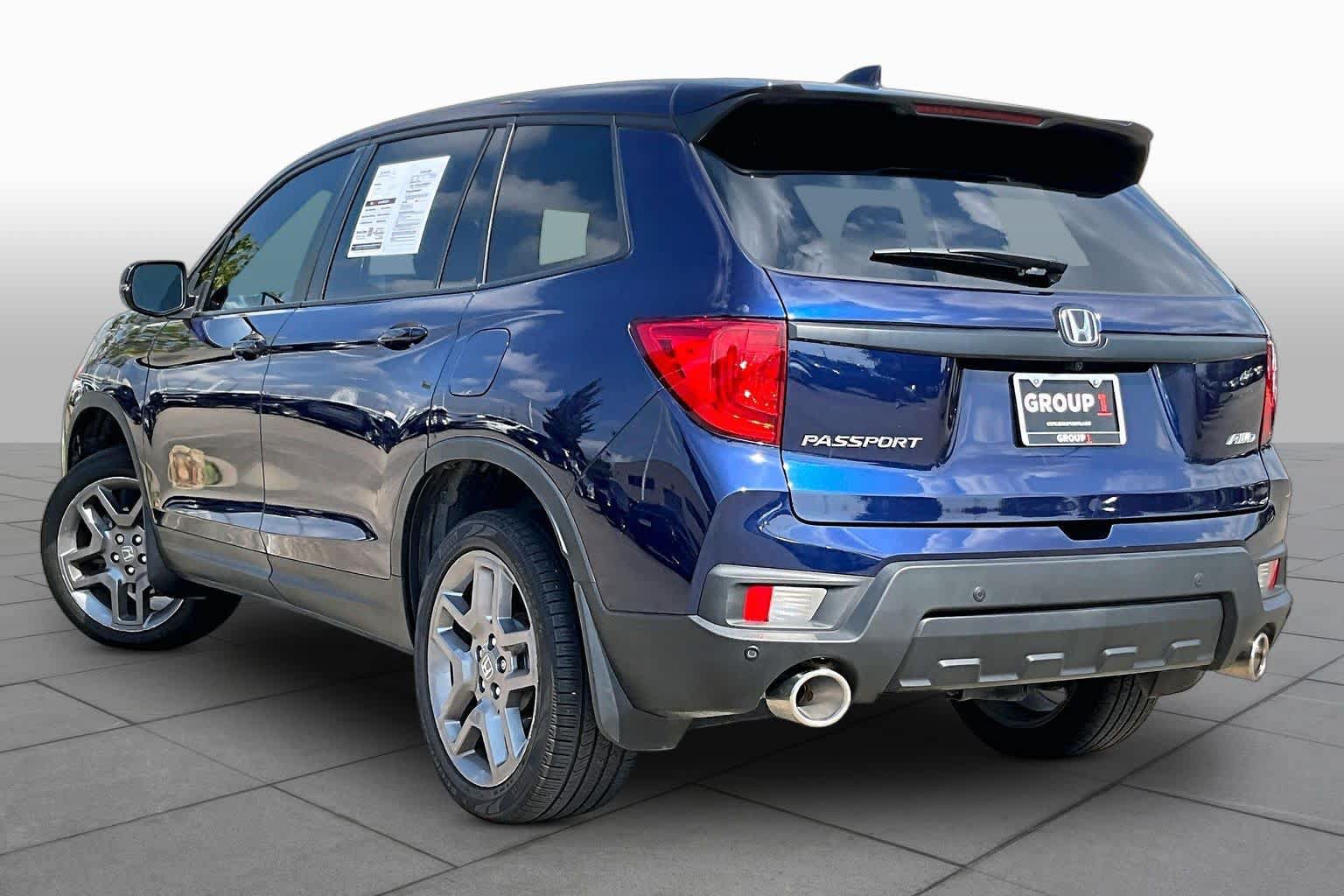 Used 2023 Honda Passport EX-L image 11