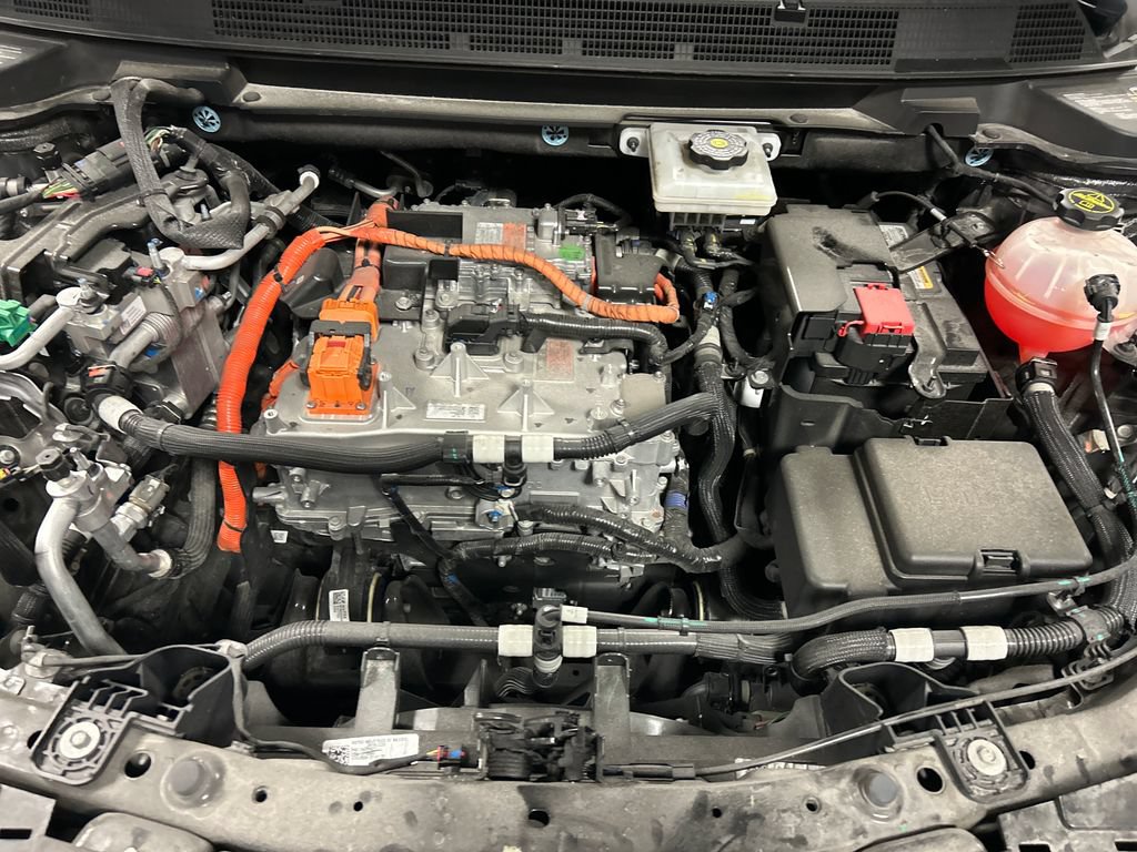 Used 2025 Chevrolet Equinox EV LT FWD image 24