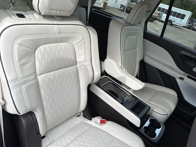 Used 2022 Lincoln Aviator Black Label w/ Dynamic Handling Package image 20