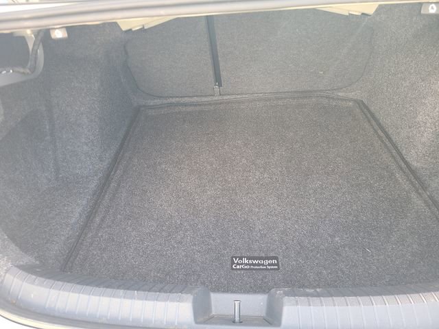 Used 2024 Volkswagen Jetta SE w/ Panoramic Sunroof Package FWD image 18
