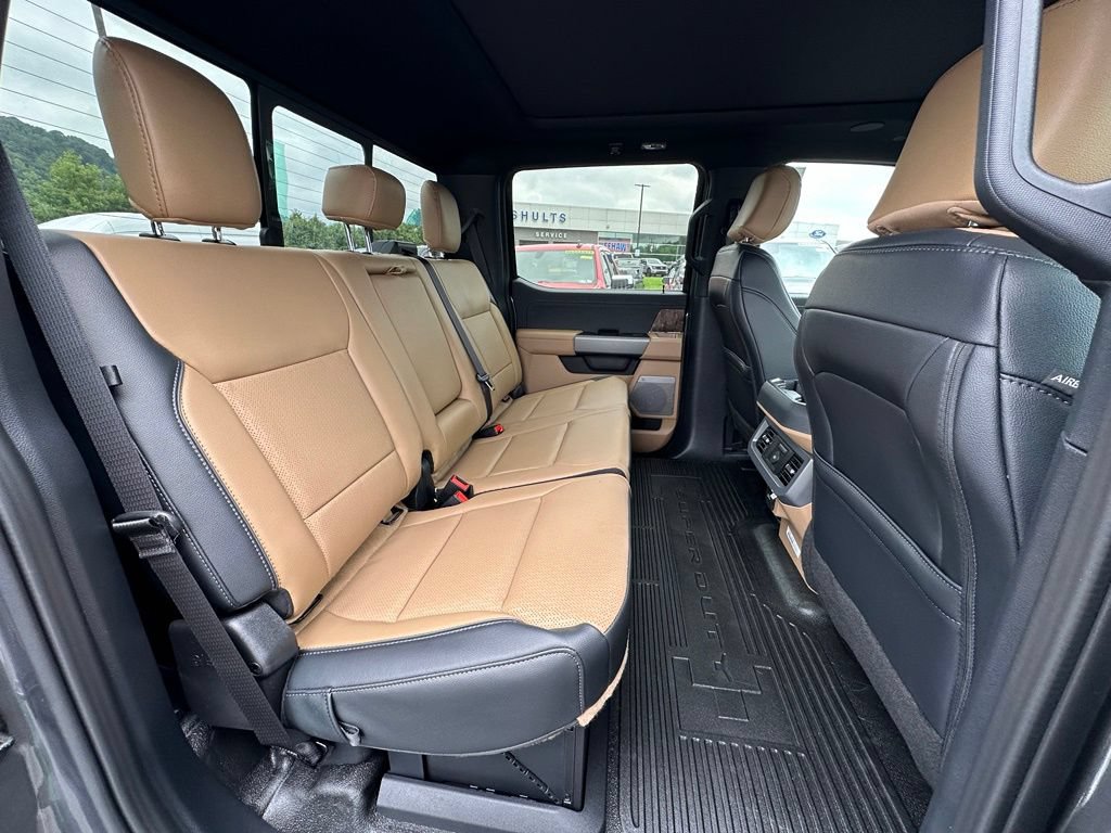 New 2026 Ford F350 Lariat w/ Black Appearance Package AWD/4WD image 29