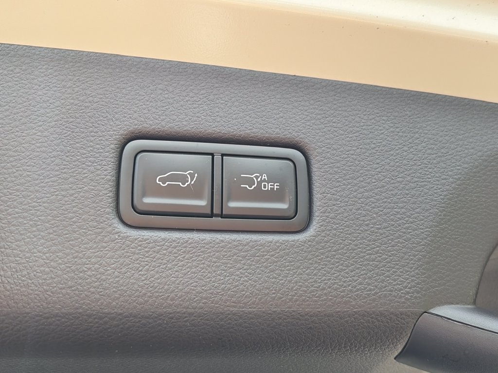 New 2027 Kia Carnival SX Prestige FWD image 8