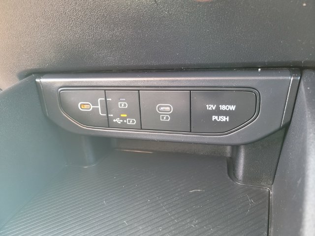 Used 2025 Kia K4 FWD image 25