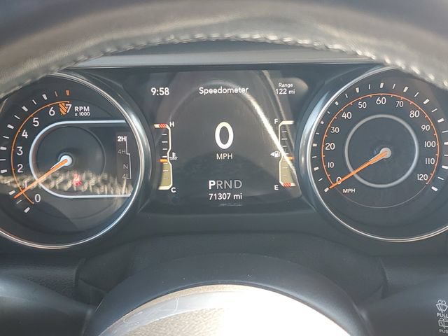 Used 2020 Jeep Wrangler Unlimited Sahara w/ Uconnect 4C Nav & Sound Group AWD/4WD image 20