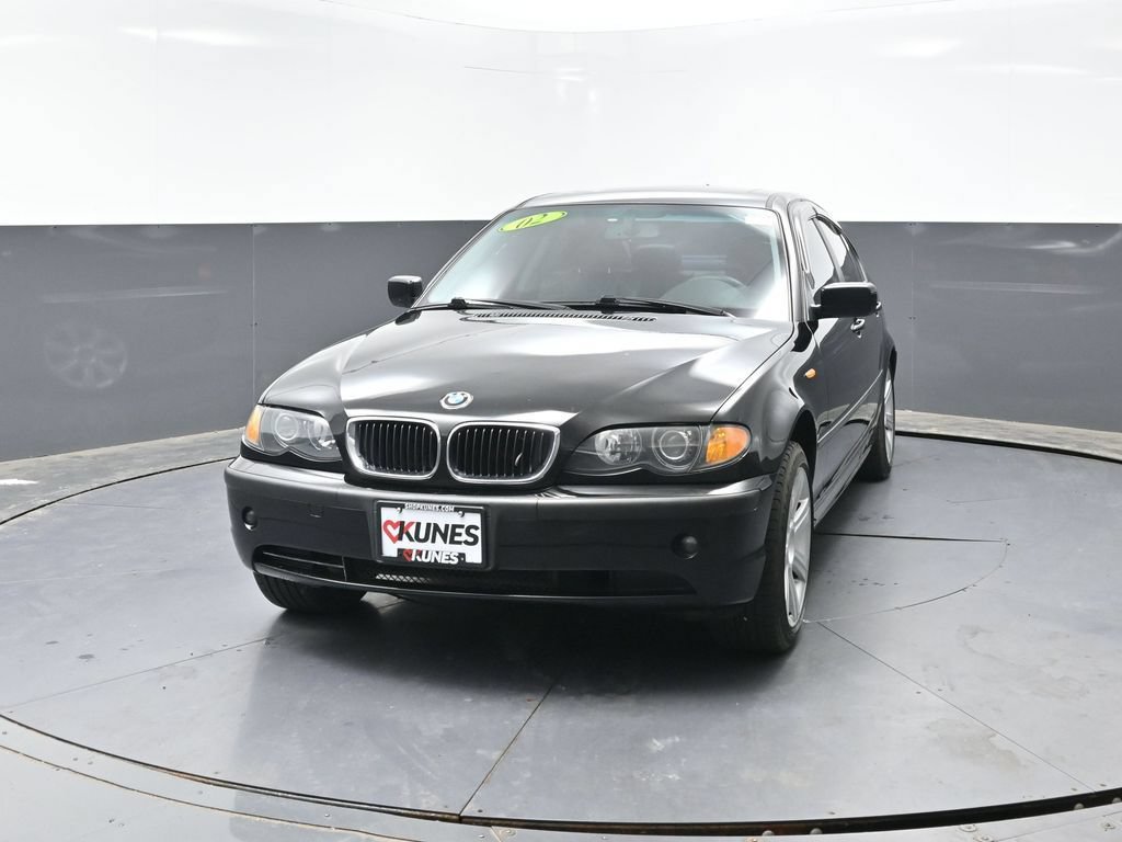 Used 2002 BMW 325i Sedan RWD image 5