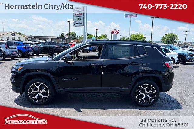 New 2026 Jeep Compass Limited AWD/4WD image 3