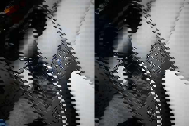 Used 2023 Lexus UX 250h Premium image 29