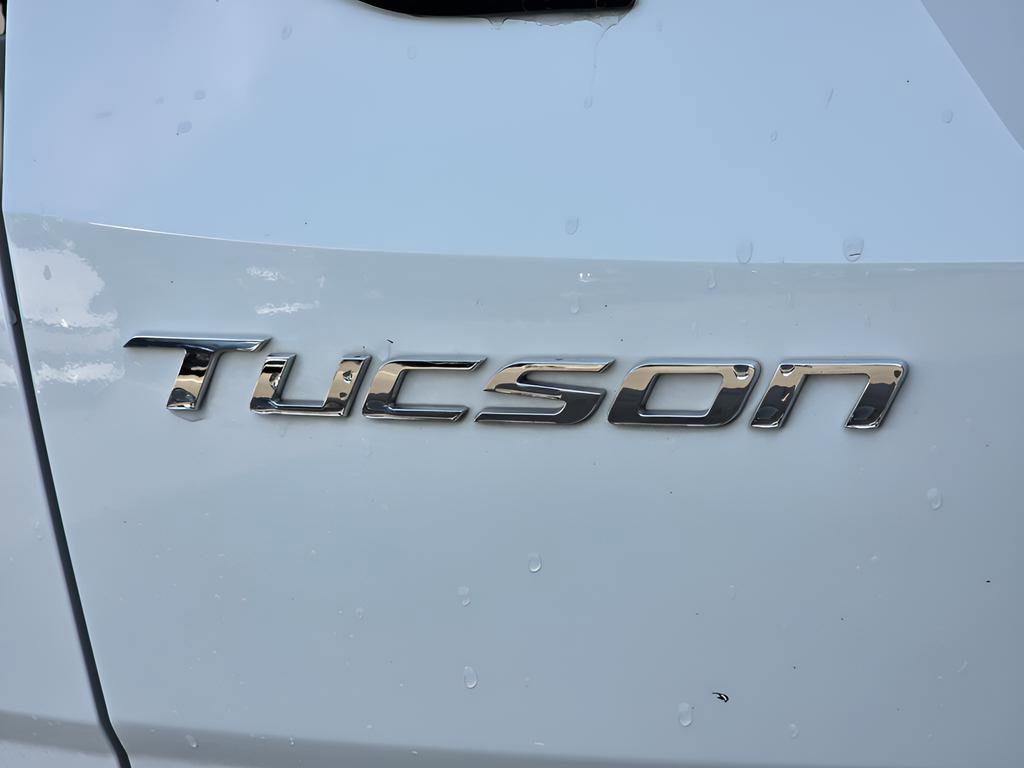 Certified 2023 Hyundai Tucson Limited image 13
