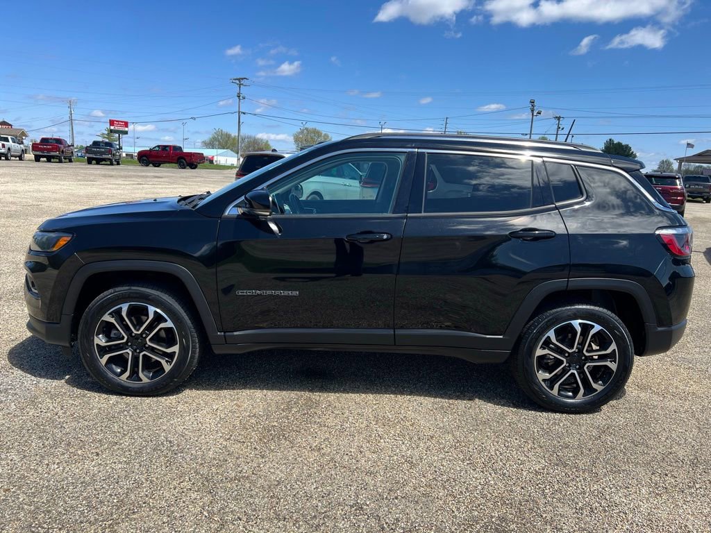 Used 2022 Jeep Compass Limited AWD/4WD image 2