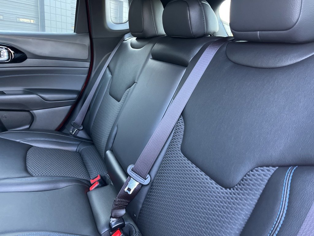 New 2026 Jeep Compass Latitude image 19