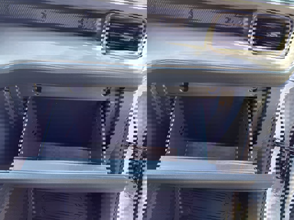 New 2025 Ford Maverick Lariat w/ Black Appearance Package image 35