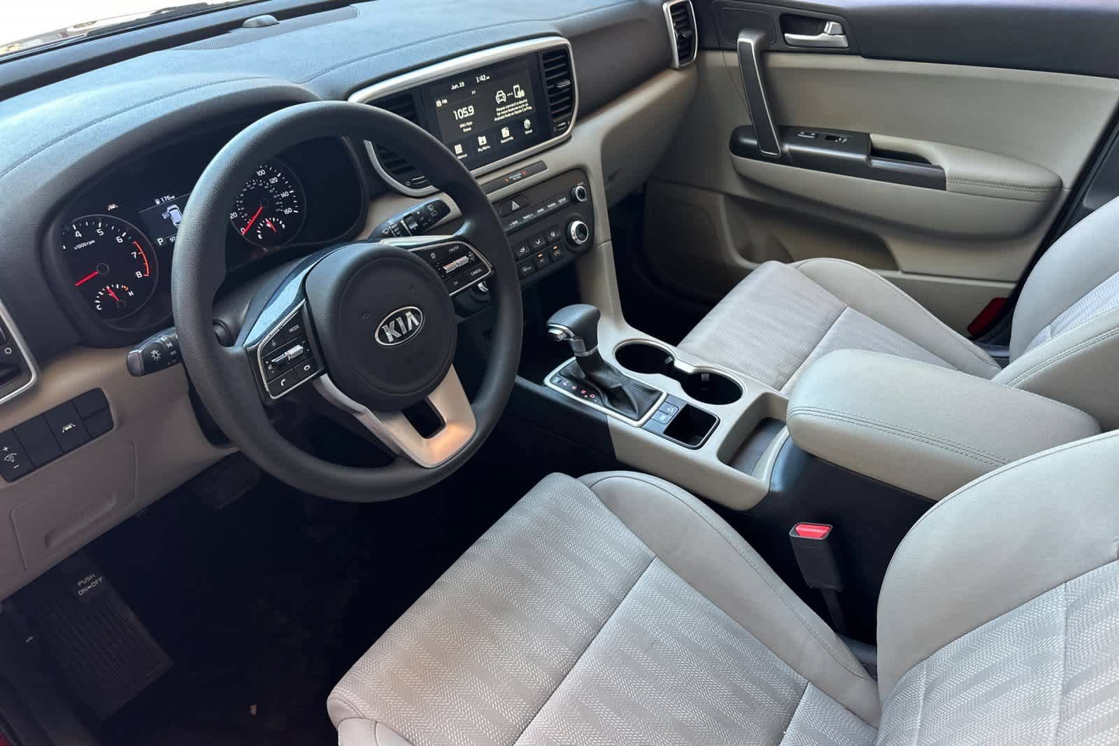 Used 2022 Kia Sportage LX FWD image 12