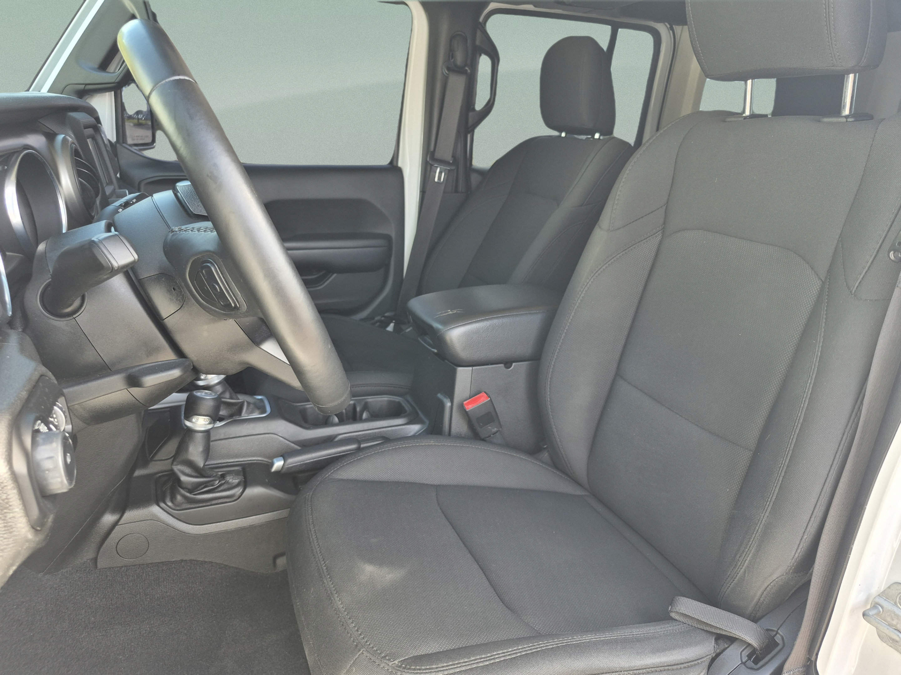 Used 2019 Jeep Wrangler Unlimited Sport S AWD/4WD image 17