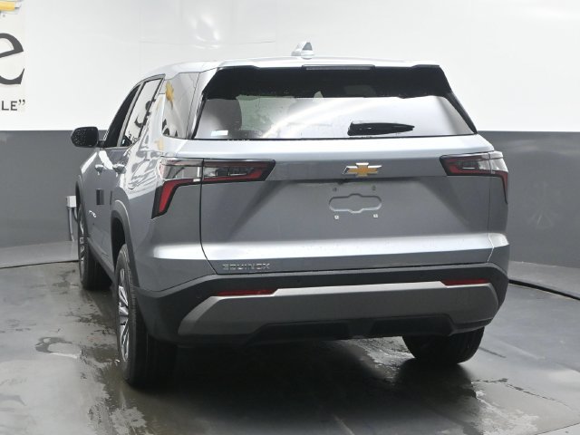 New 2027 Chevrolet Equinox LT FWD image 13