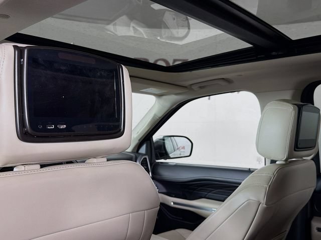 Used 2021 Ford Expedition Max Platinum AWD/4WD image 31