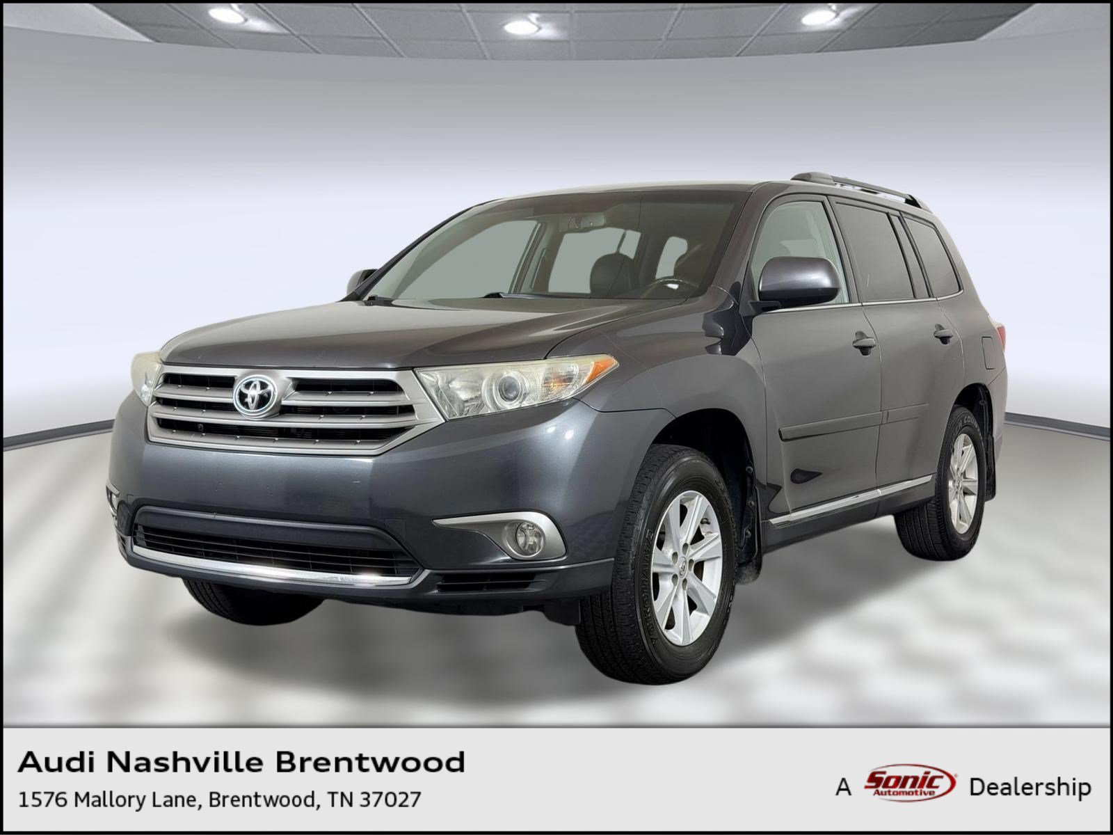 Used 2013 Toyota Highlander SE