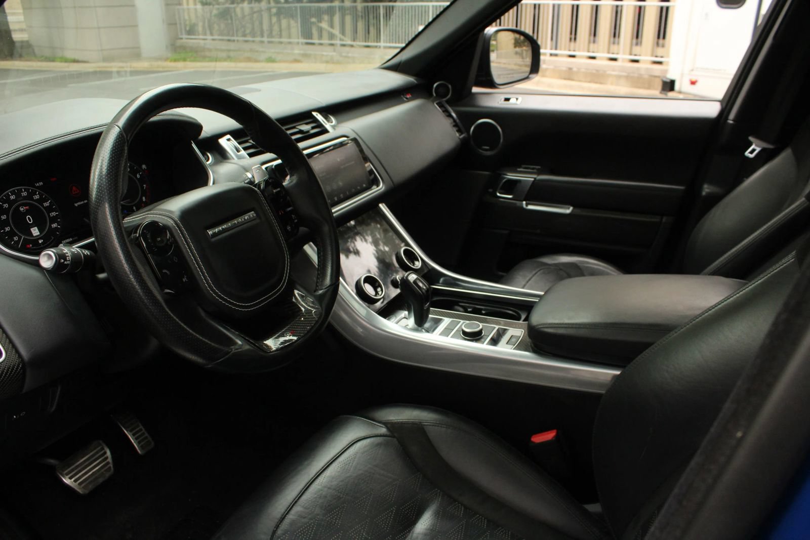 Used 2019 Land Rover Range Rover Sport SVR AWD/4WD image 13