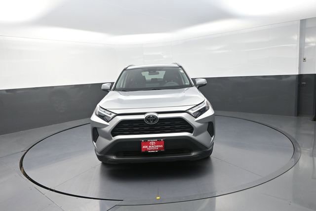 Used 2024 Toyota RAV4 XLE FWD image 31