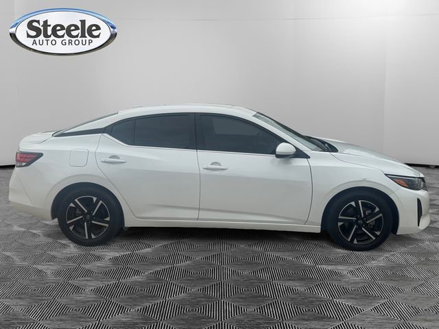 Used 2024 Nissan Sentra SV FWD image 6