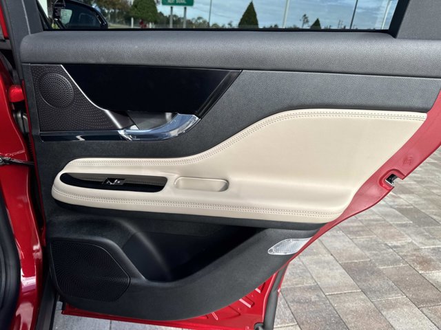 New 2026 Lincoln Corsair Premiere FWD image 20