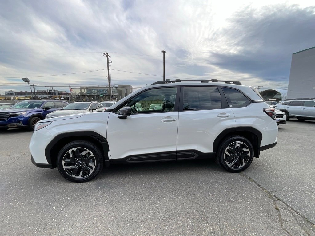 Certified 2025 Subaru Forester Limited image 4
