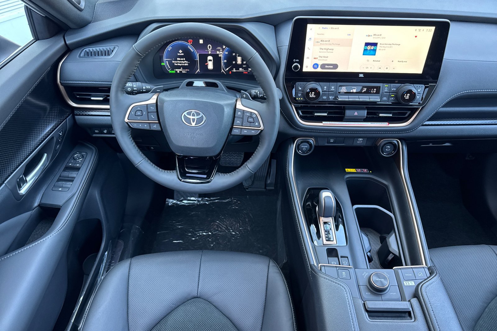 New 2026 Toyota Grand Highlander AWD Hybrid image 16
