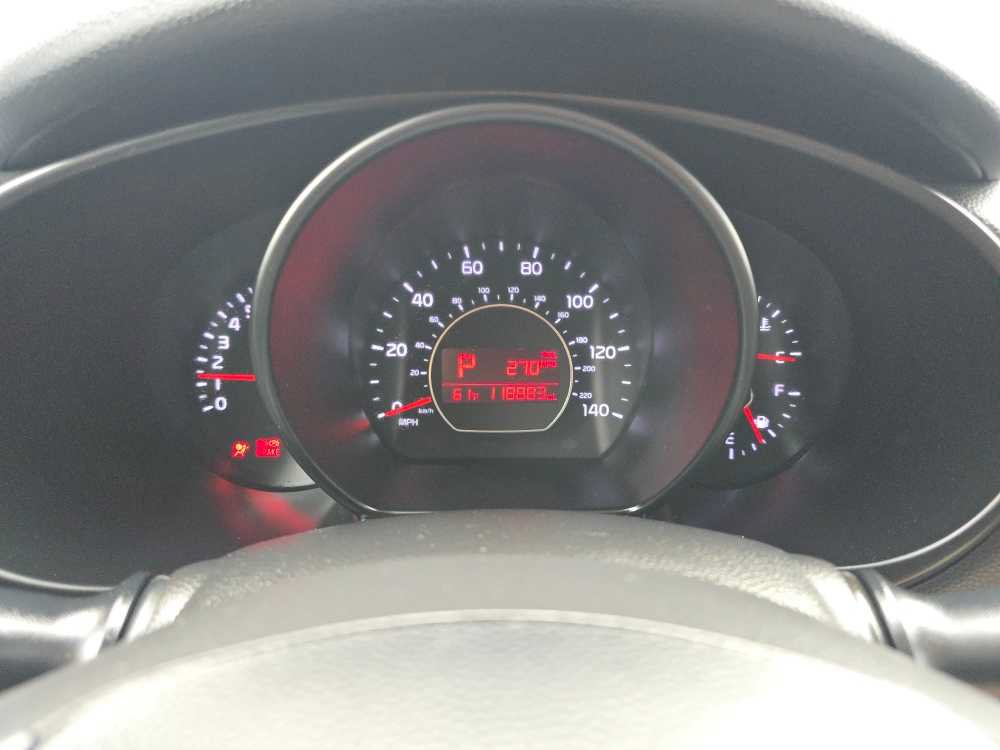 Used 2017 Kia Soul + FWD image 20