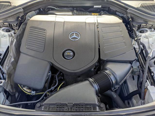 Certified 2025 Mercedes-Benz GLC 300 image 25