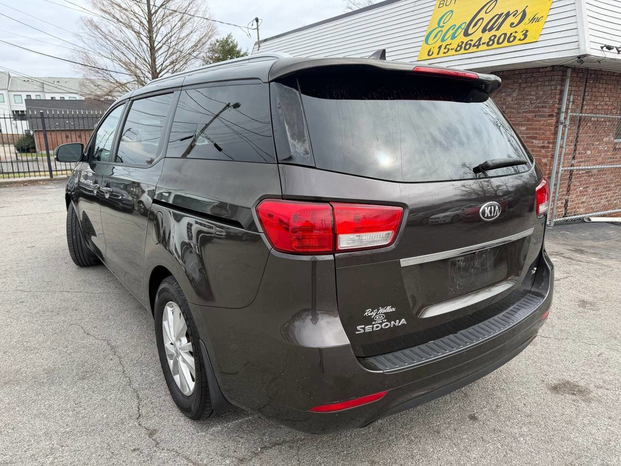 Used 2015 Kia Sedona LX FWD image 8
