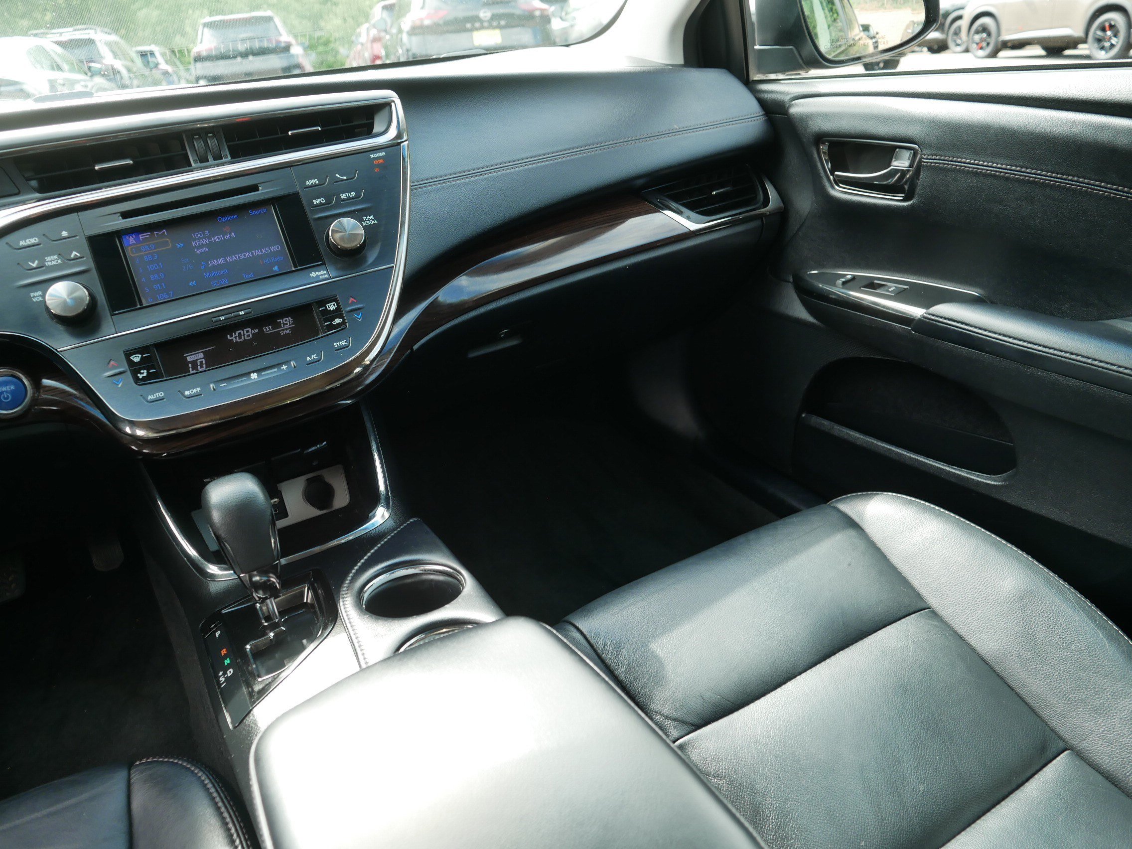 Used 2014 Toyota Avalon XLE Premium FWD image 11
