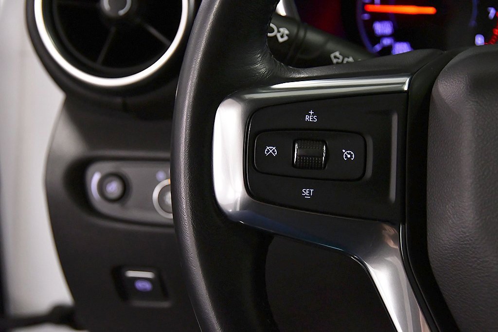 Used 2020 Chevrolet Blazer LT image 18