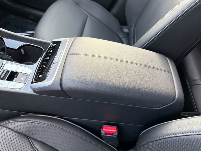 Used 2023 Hyundai Santa Cruz Limited image 25