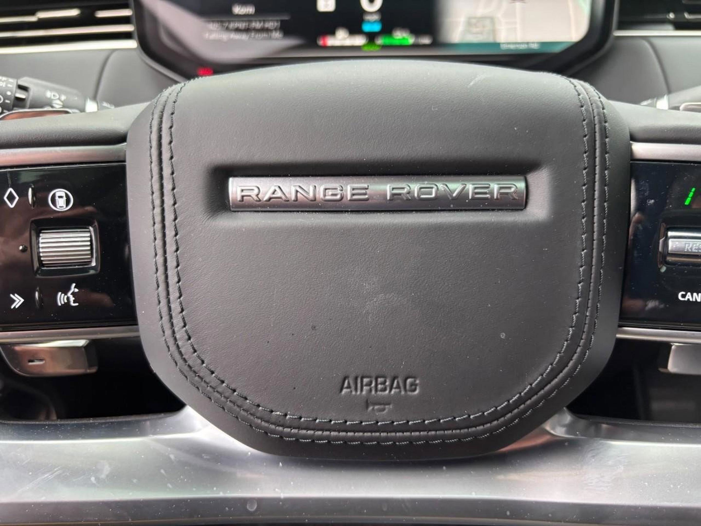 New 2025 Land Rover Range Rover SE image 22