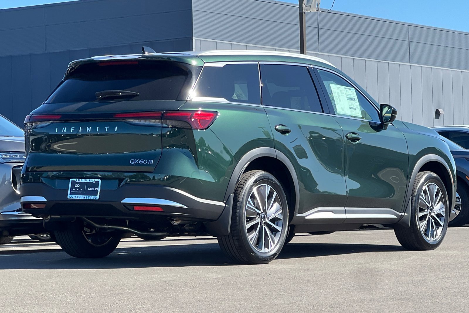 New 2026 INFINITI QX60 Luxe w/ Cargo Package image 5