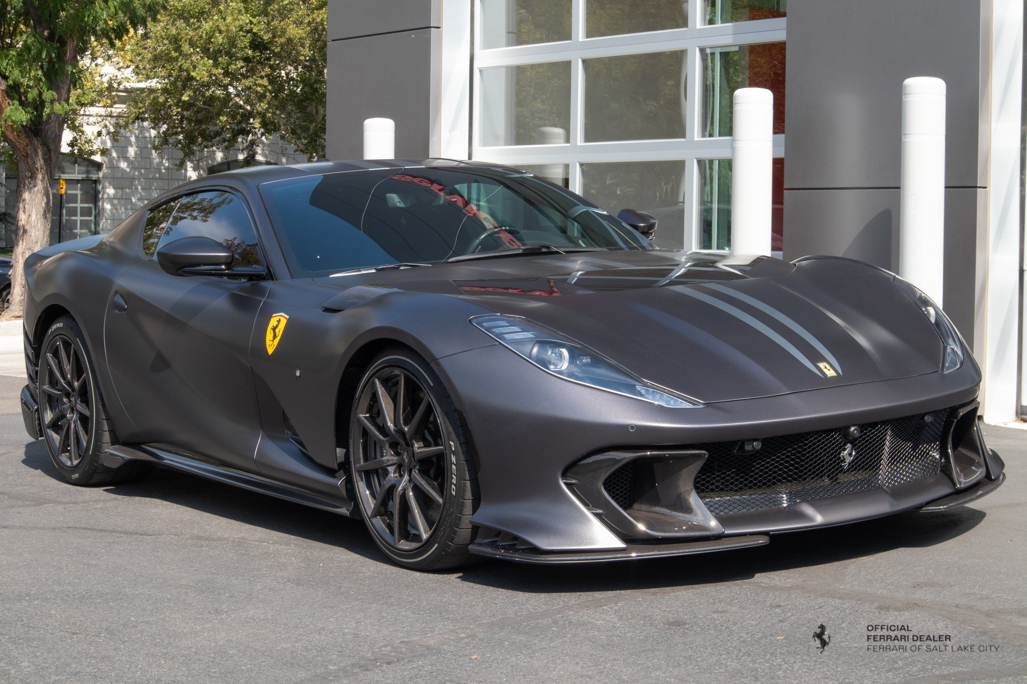 Used 2023 Ferrari 812 Competizione RWD image 10