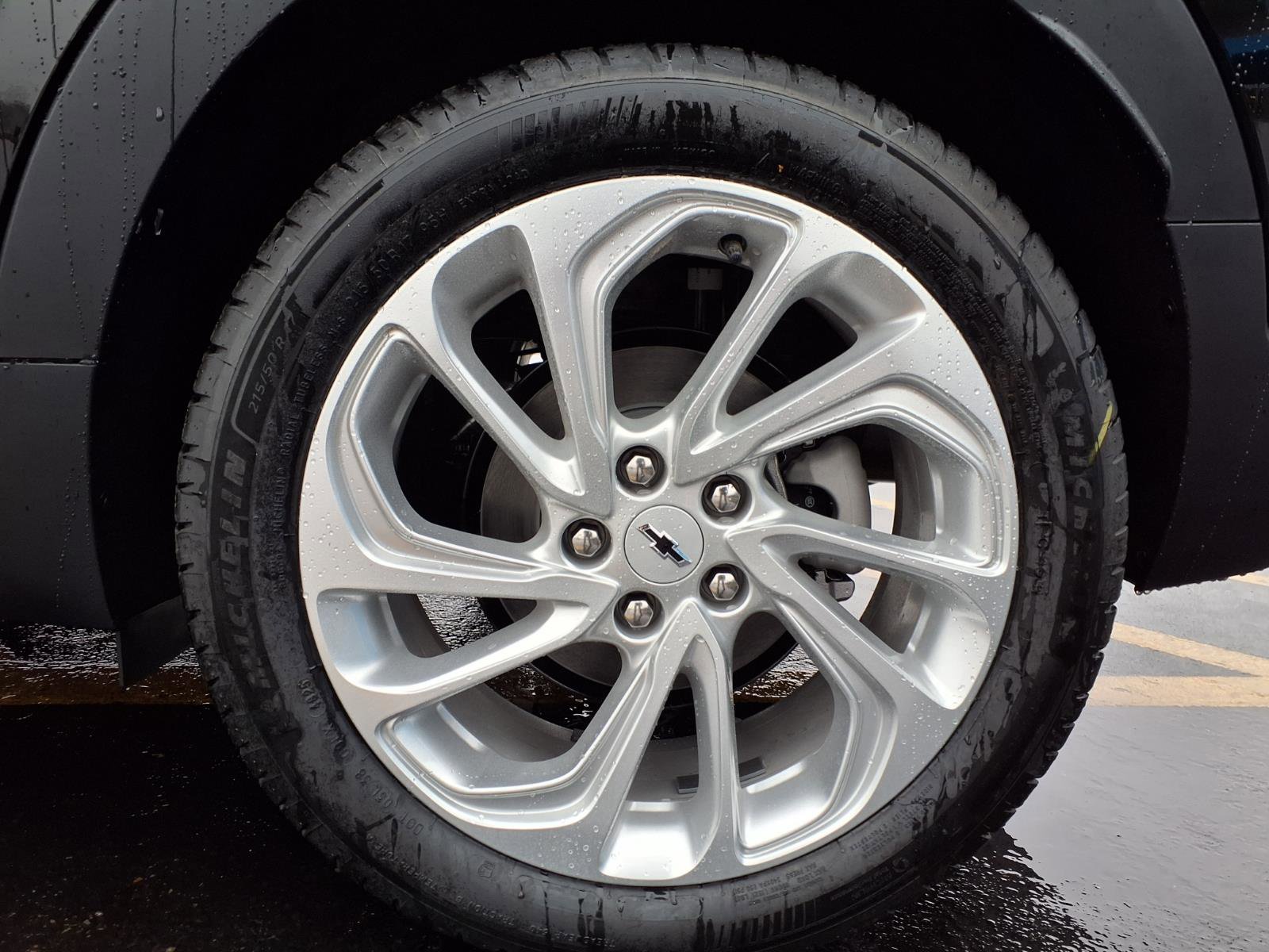 New 2027 Chevrolet Bolt LT w/ Comfort Package image 27