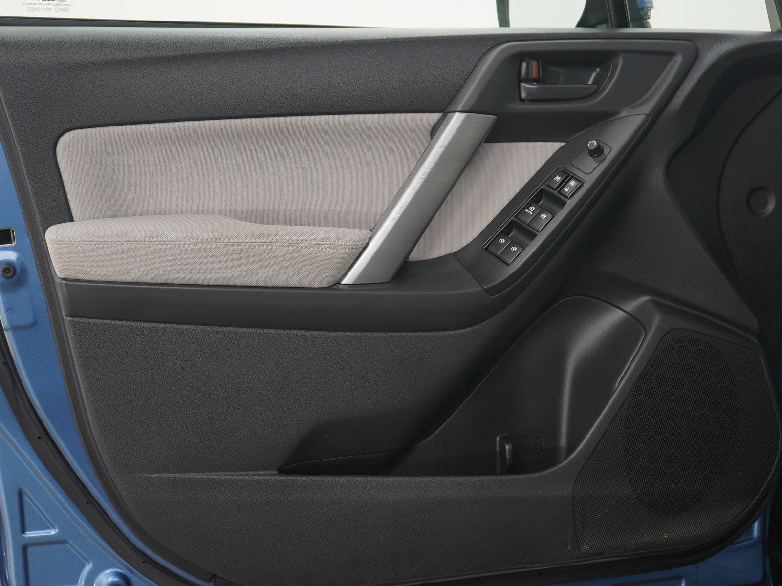 Used 2015 Subaru Forester 2.5i Premium w/ All-Weather Package image 20